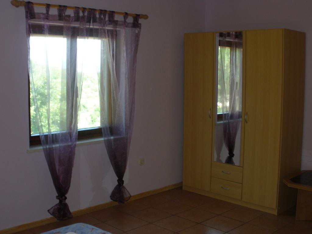 Corry 1 Apartment Ravni Ruang foto