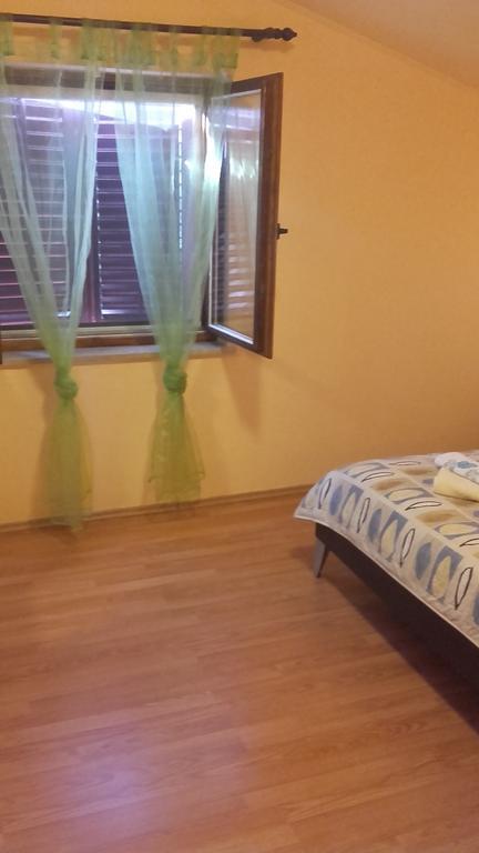Corry 1 Apartment Ravni Bagian luar foto
